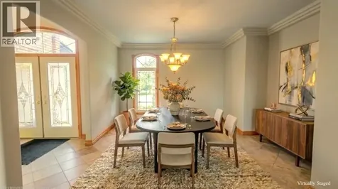 380 Shoreview Circle Windsor ON N8P 1M7