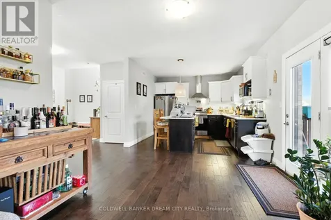 10 Honey Bend St. Thomas ON N5R 0H6