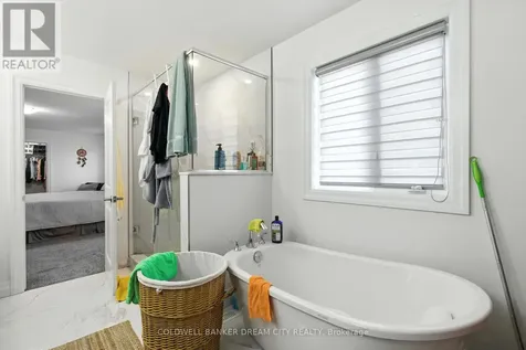 10 Honey Bend St. Thomas ON N5R 0H6