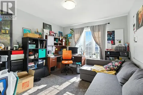 10 Honey Bend St. Thomas ON N5R 0H6