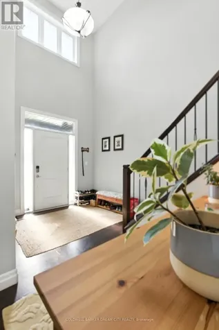 10 Honey Bend St. Thomas ON N5R 0H6