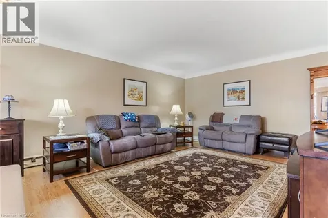 38 Charlton Avenue West Hamilton ON L8P 2C1