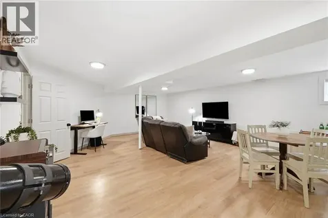 68 Hilltop Drive Ayr ON N0B 1E0