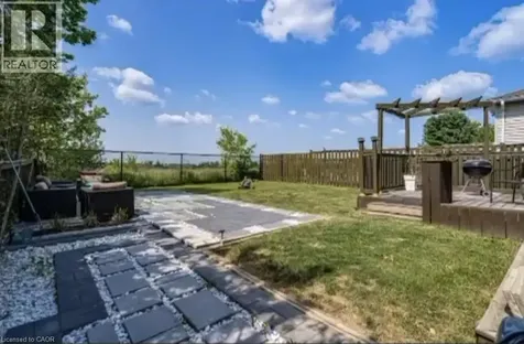 42 Thistlemoor Drive Caledonia ON N3W 2K4
