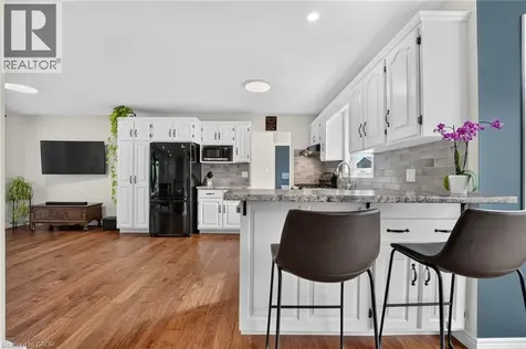952 Robinson Road Dunnville ON N1A 2W1