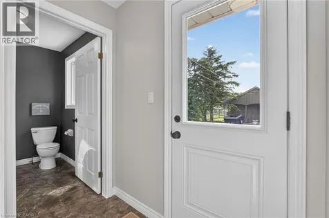 952 Robinson Road Dunnville ON N1A 2W1