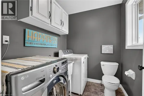 952 Robinson Road Dunnville ON N1A 2W1