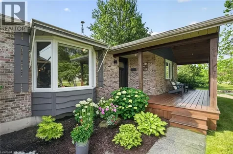 952 Robinson Road Dunnville ON N1A 2W1