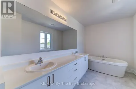 3 Misty Ridge Road Wasaga Beach ON L9Z 0R8