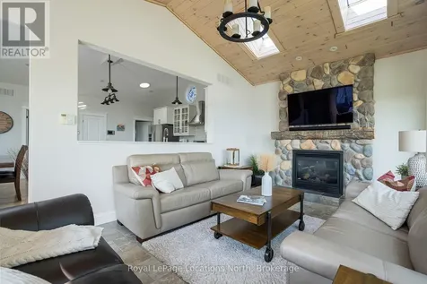 17 Cherry Street Collingwood ON L9Y 0X2