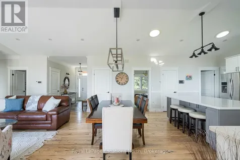 17 Cherry Street Collingwood ON L9Y 0X2
