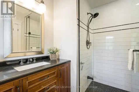 17 Cherry Street Collingwood ON L9Y 0X2