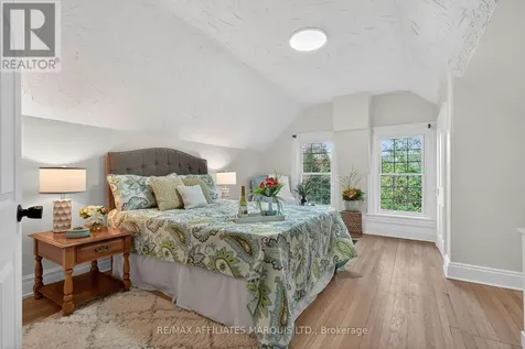 326 Third Street East Cornwall ON K6H 2E4