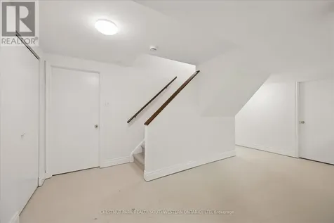 482 Foxhill Place Waterloo ON N2T 1X7