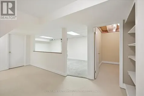 482 Foxhill Place Waterloo ON N2T 1X7