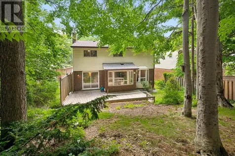 482 Foxhill Place Waterloo ON N2T 1X7