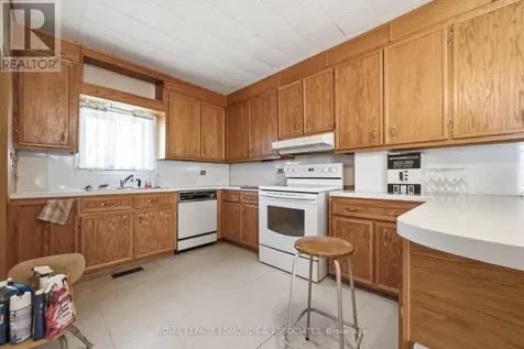 235 Munro Street Pembroke ON K8A 4S5