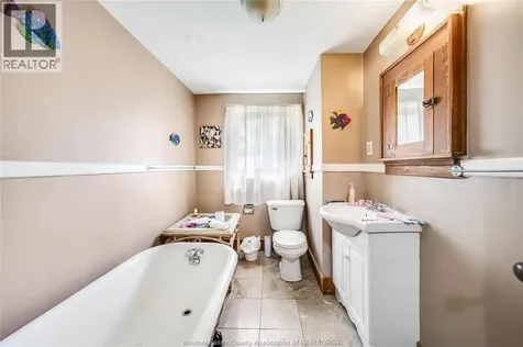 2075 Ottawa Street Windsor ON N8Y 1R6