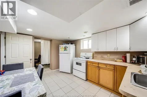 2075 Ottawa Street Windsor ON N8Y 1R6