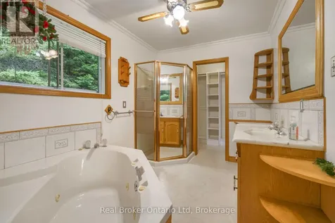 339486 Presqu'ile Road Georgian Bluffs ON N0H 1S0