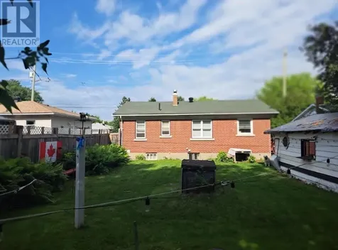 1282 Lansing Sudbury ON P3A 4C3