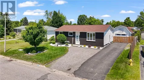 527 Bois Street Espanola ON P5E 1A8