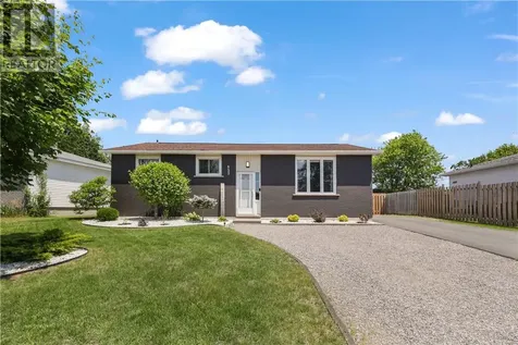 527 Bois Street Espanola ON P5E 1A8