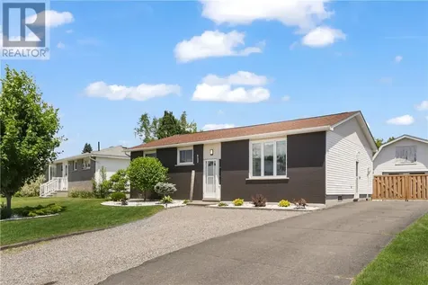 527 Bois Street Espanola ON P5E 1A8