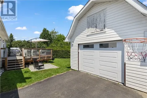 527 Bois Street Espanola ON P5E 1A8
