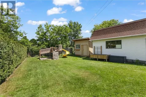 527 Bois Street Espanola ON P5E 1A8