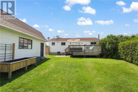 527 Bois Street Espanola ON P5E 1A8