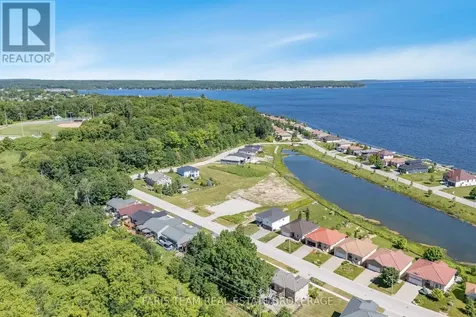 595 Taylor Drive Midland ON L4R 5L9