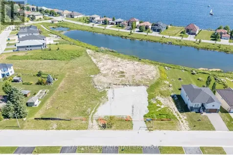 595 Taylor Drive Midland ON L4R 5L9
