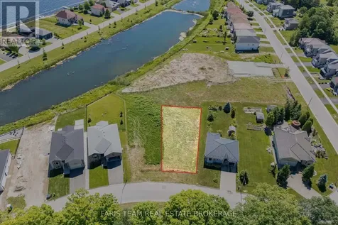 565 Taylor Drive Midland ON L4R 5L9