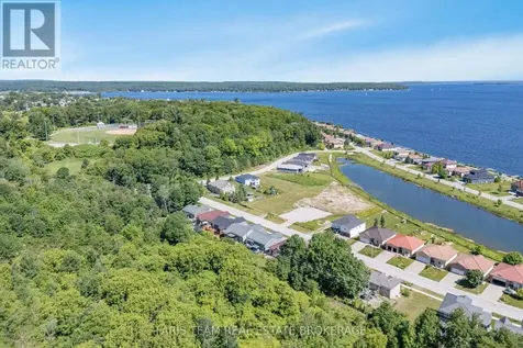589 Taylor Drive Midland ON L4R 5L9