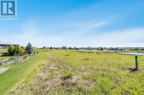 589 Taylor Drive Midland ON L4R 5L9