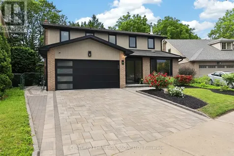 28 Innis Crescent Richmond Hill (mill Pond) ON L4C 5K2