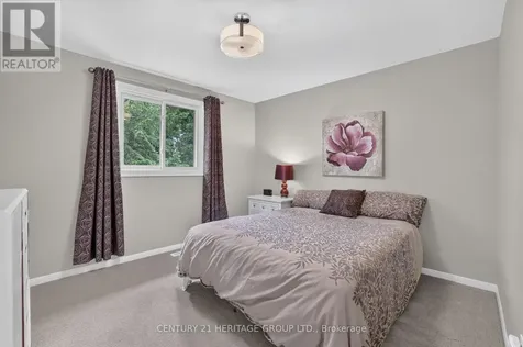 28 Innis Crescent Richmond Hill (mill Pond) ON L4C 5K2