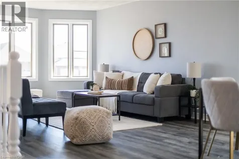 98 Thomas Avenue Brantford ON N3S 7V4