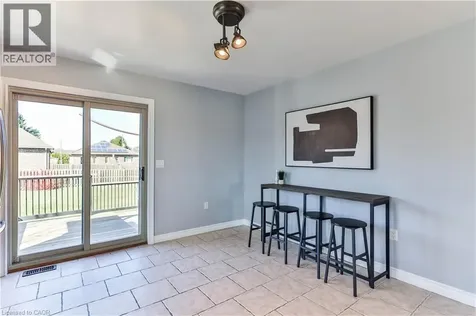 98 Thomas Avenue Brantford ON N3S 7V4