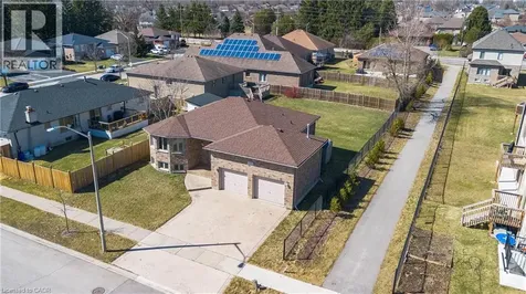 98 Thomas Avenue Brantford ON N3S 7V4