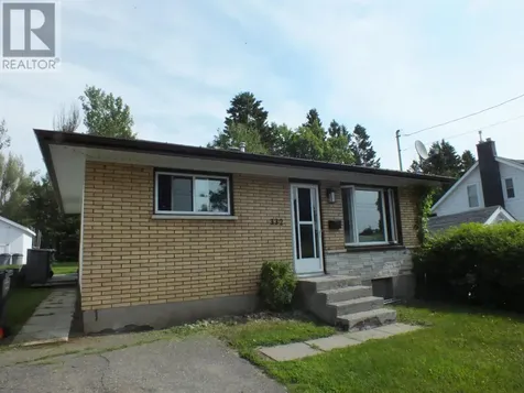 332 Erle Street Thunder Bay ON P7A 1N5