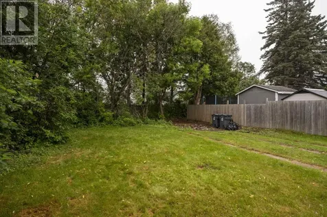 65 Kenogami Ave. N. Thunder Bay ON P7A 6C8