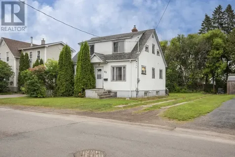 65 Kenogami Ave. N. Thunder Bay ON P7A 6C8