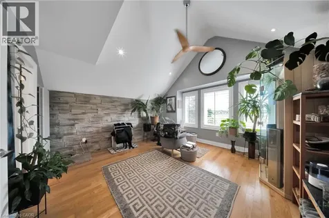 302 Concession 3rd Road Niagara-on-the-lake ON L0S 1P0