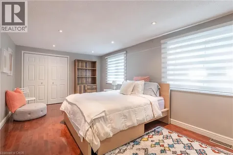 8229 Rideau Street Niagara Falls ON L2H 2E3