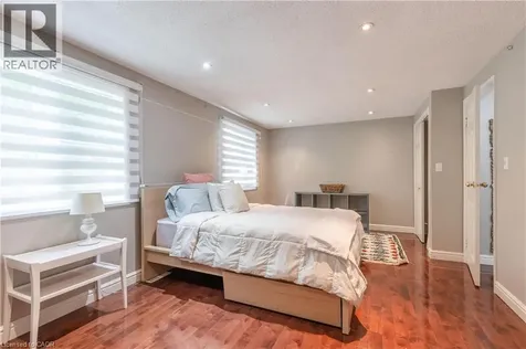 8229 Rideau Street Niagara Falls ON L2H 2E3