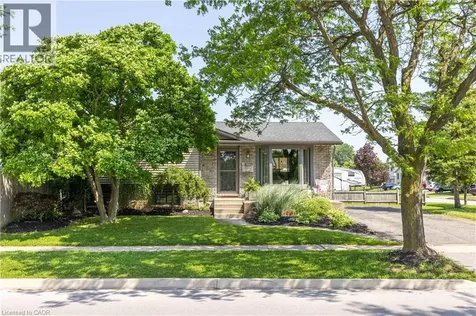 8229 Rideau Street Niagara Falls ON L2H 2E3