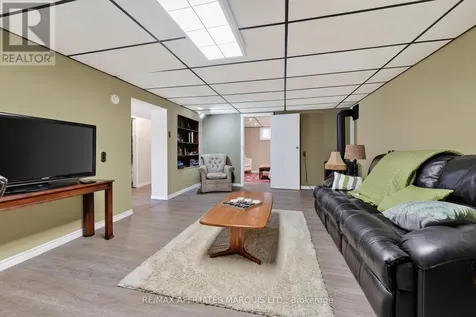 1489 Holy Cross Boulevard Cornwall ON K6H 2W9