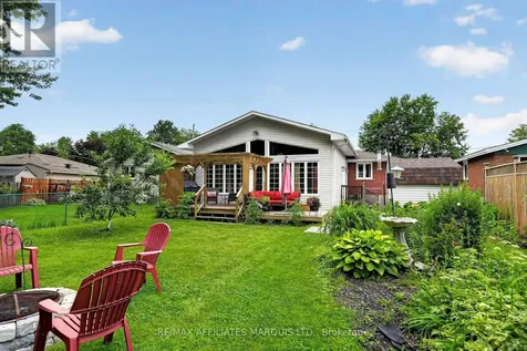 1489 Holy Cross Boulevard Cornwall ON K6H 2W9